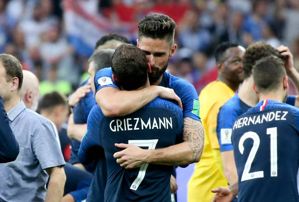 两大王者的 两大王者的