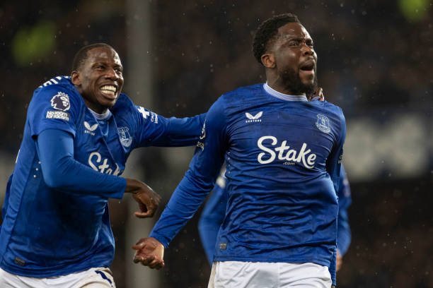 足球成为父 足球成为父