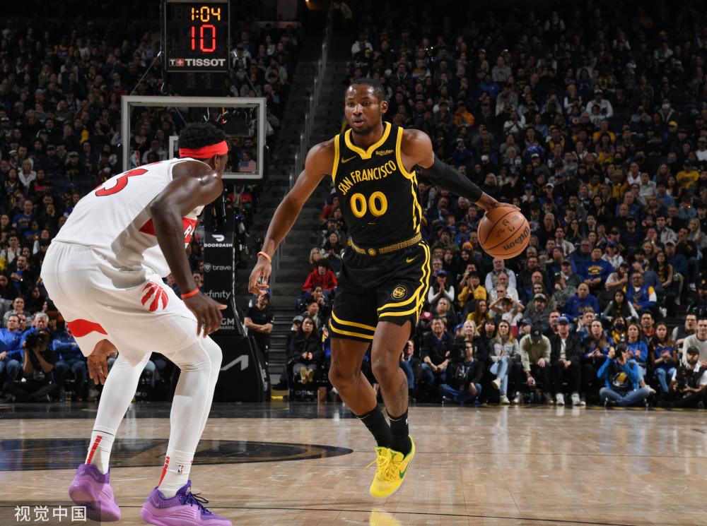 詹姆斯庆祝 詹姆斯庆祝