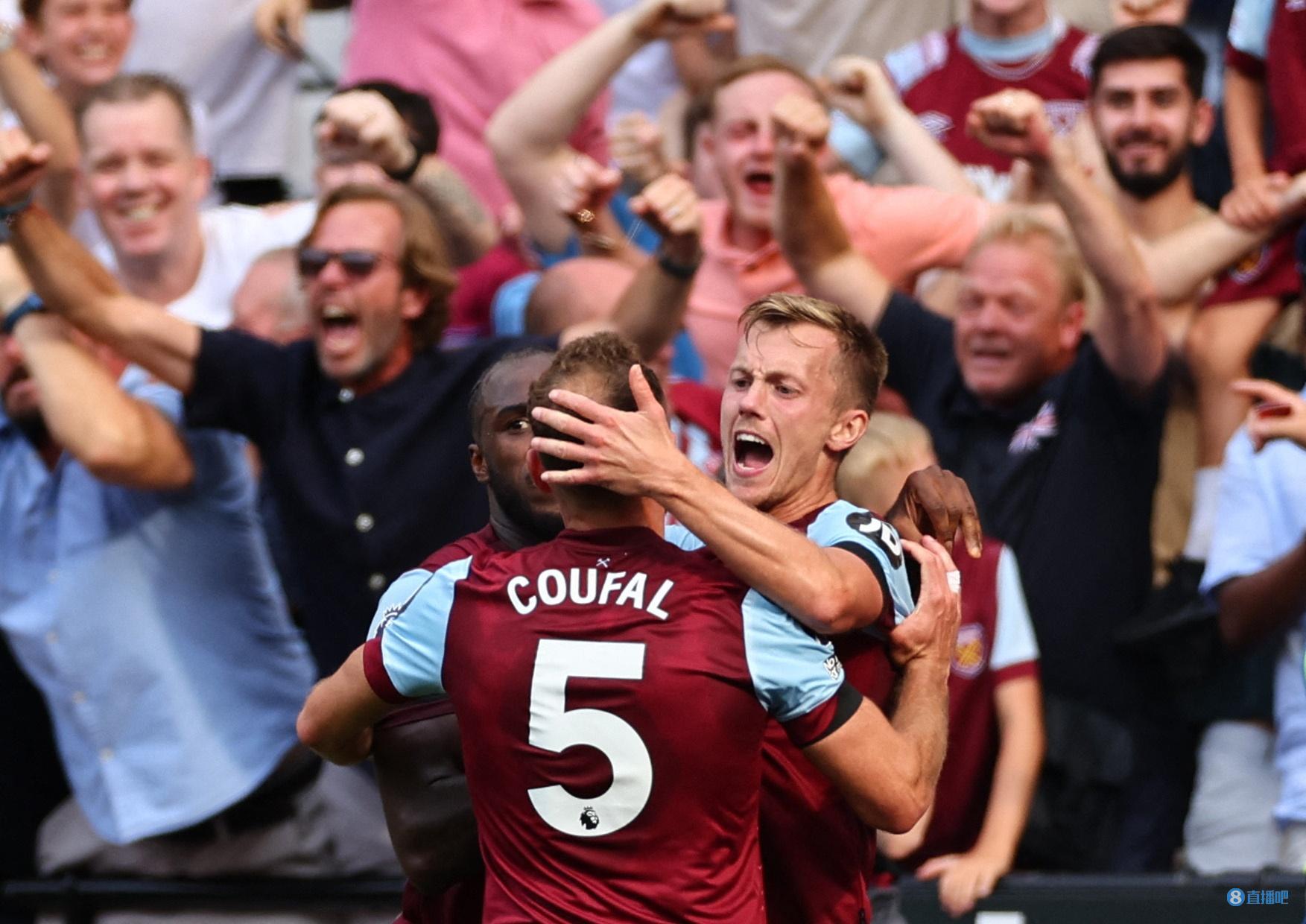 机前紧盯 机前紧盯